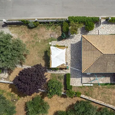펜션 Casa Cisterna Loútsai