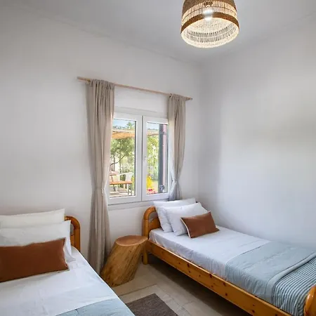 Casa Cisterna * Loútsai