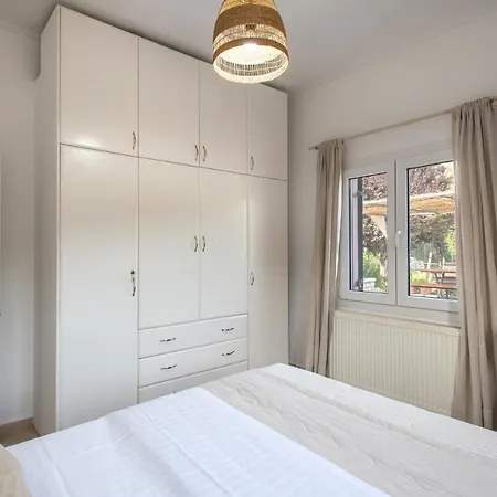 Casa Cisterna Loútsai