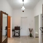 Casa Cisterna Loutses