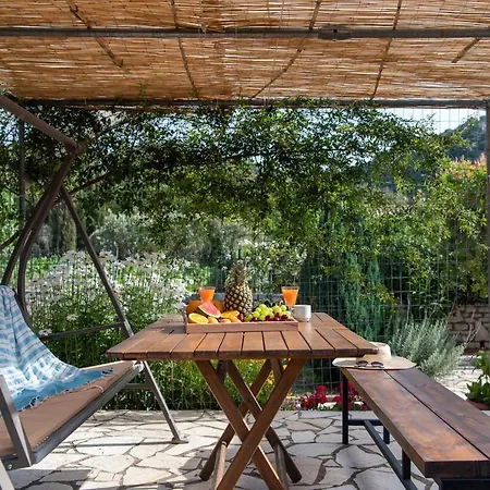 بيت للعطل Casa Cisterna Loútsai